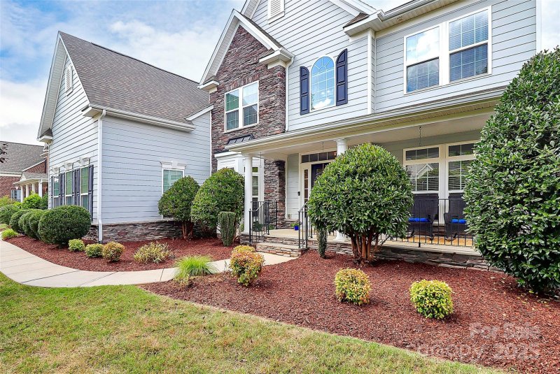 Property image 2 of 4156 Green Park Court in Abbington, Harrisburg, NC 28075