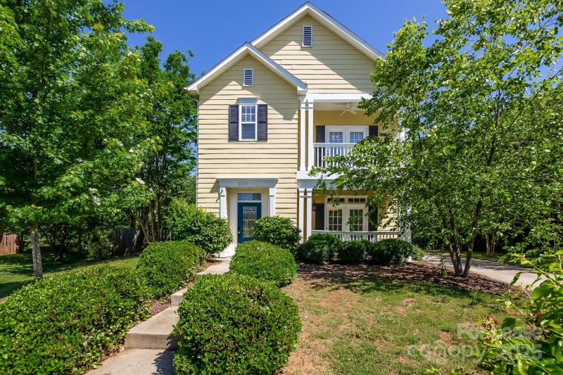 8229 Ballymore Court