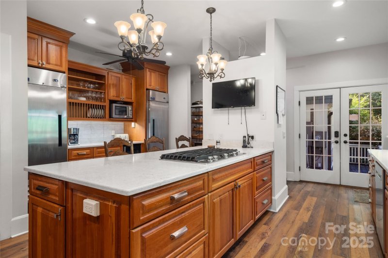 Property image 5 of 288 Montford Avenue in Montford, Asheville, NC 28801