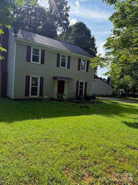 Property image 2 at 2320 Heather Glen Lane, Charlotte, NC 28208