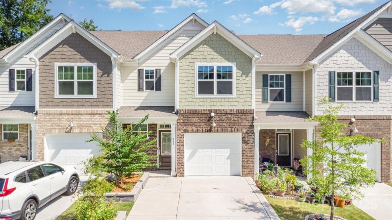 Property image 2 of 808 Gable Oak Lane in Windhaven, Fort Mill, SC 29708