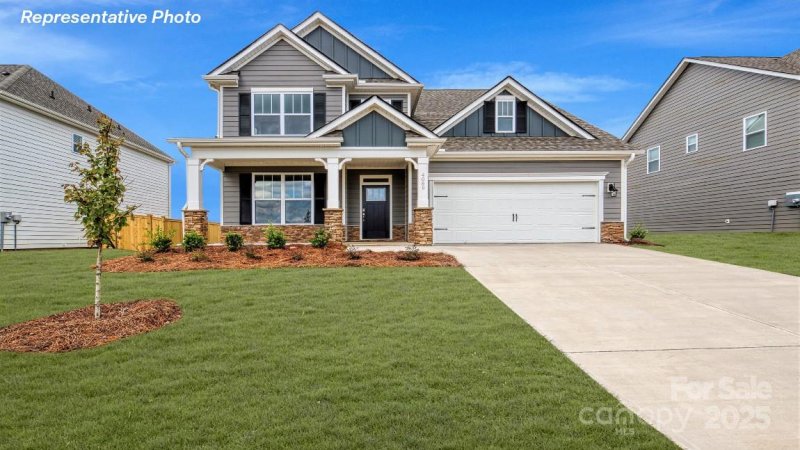 2870 Atwater Pond Circle