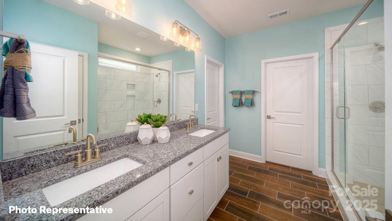 Property image 2 of 2870 Atwater Pond Circle in Sylvan Creek, Denver, NC 28037