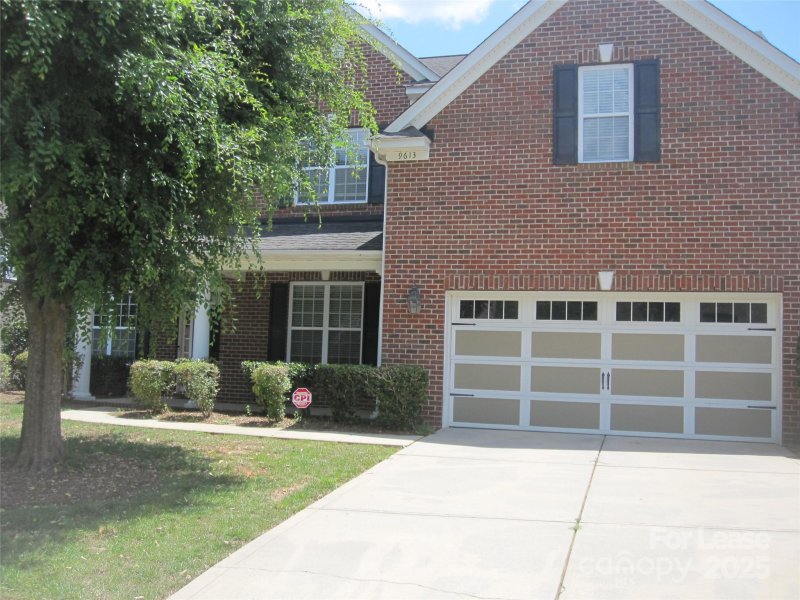 Property image 2 at 9613 Woburn Road, Charlotte, NC 28277