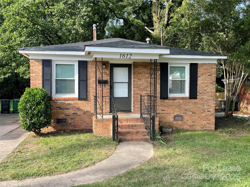 1612 Russell Avenue