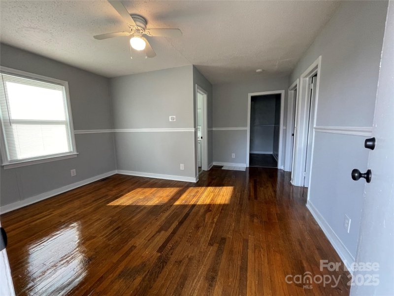 Property image 2 at 1612 Russell Avenue, Charlotte, NC 28216