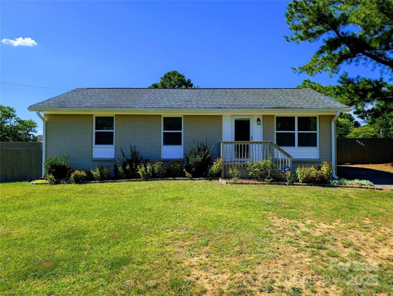 Crawford Heights, Gastonia Community