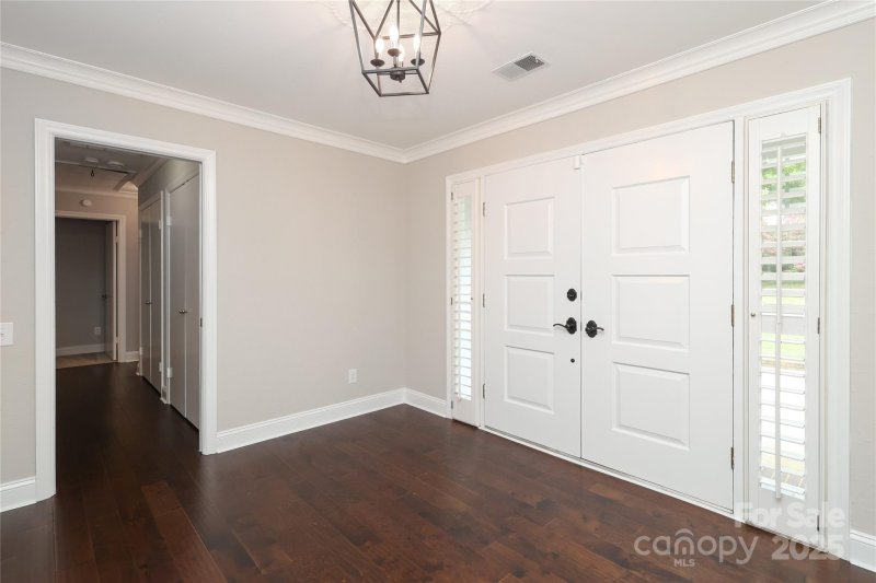 Property image 4 of 4350 Old Saybrook Court in Old Saybrook, Charlotte, NC 28211