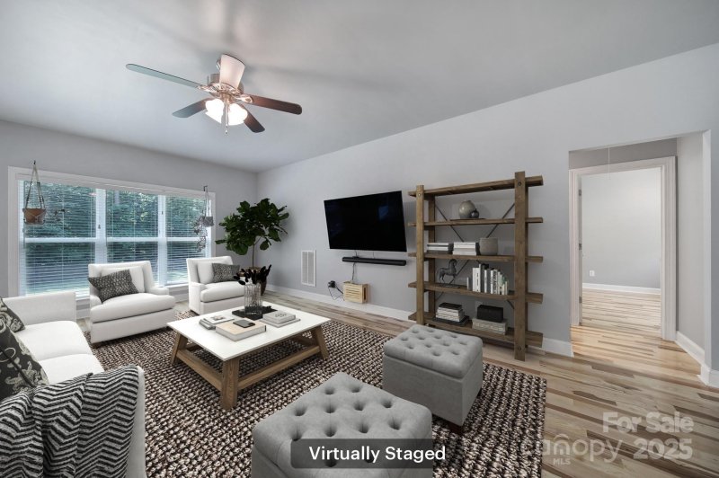 Property image 2 of 121 Holt Lane in Mccrary Woods, Mooresville, NC 28117