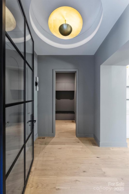 Property image 2 of 600 Lorna Street in Chantilly, Charlotte, NC 28205