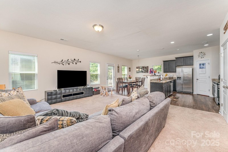 Property image 5 at 4702 Opus Lane, Charlotte, NC 28214