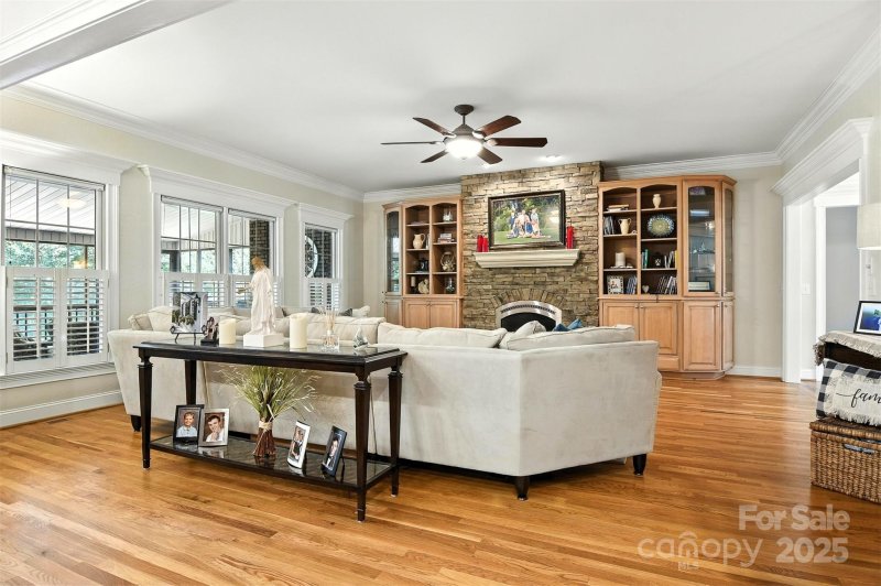 Property image 4 of 3646 Hogan Court in Rock Barn, Conover, NC 28613