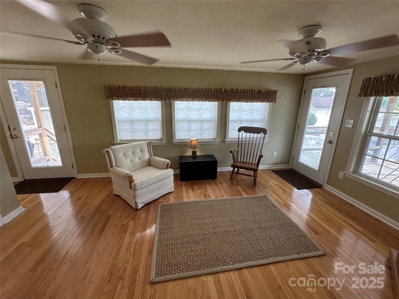 Property image 5 of 122 Maple Street in Badin Shores Resort, New London, NC 28127