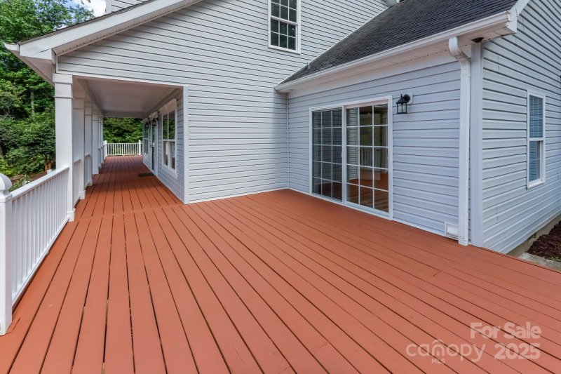 Property image 5 of 402 Sweetbriar Road in Sweetbriar Farms, Lake Lure, NC 28746