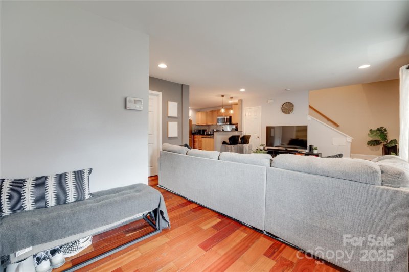 Property image 3 of 1643 Duckworth Avenue Ch Duckworth Avenue in Seversville, Charlotte, NC 28208