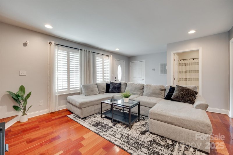 Property image 5 of 1643 Duckworth Avenue Ch Duckworth Avenue in Seversville, Charlotte, NC 28208