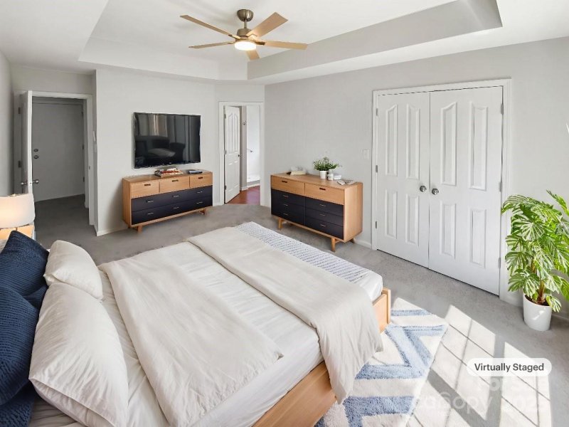 Property image 4 of 13617 Red Wine Court in Yorkshire, Charlotte, NC 28273