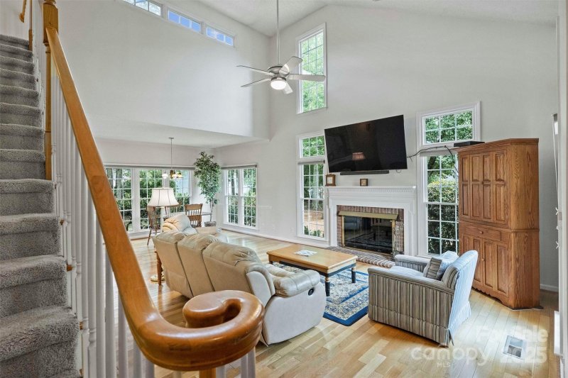 Property image 5 at 635 Sentinel Oak Lane, Charlotte, NC 28214