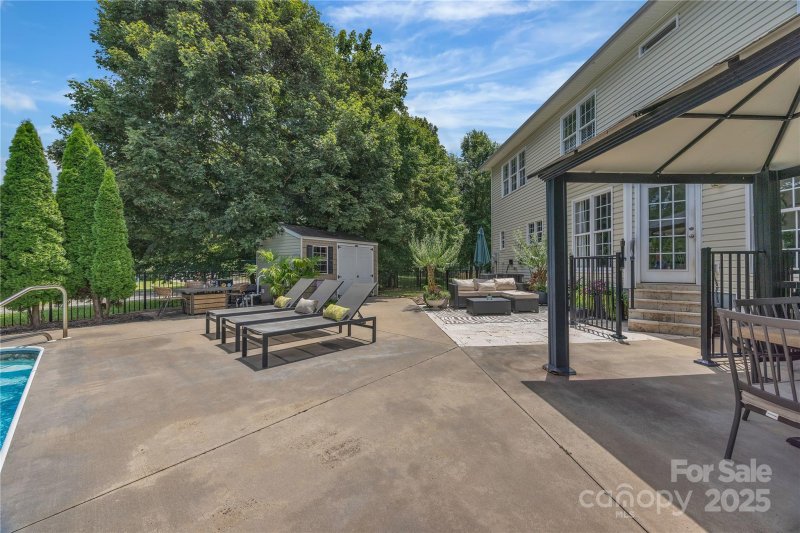 Property image 5 at 1735 30th Avenue Place, Hickory, NC 28601