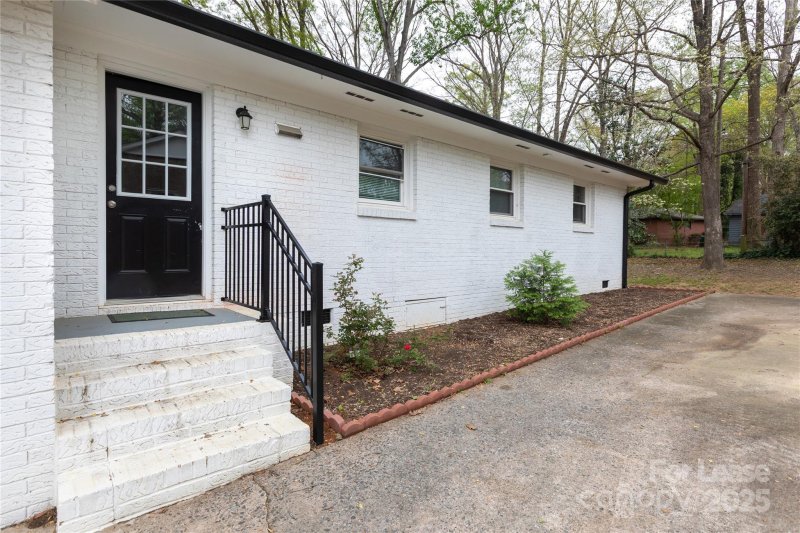 Property image 3 of 2408 Dora Drive in Milton Park, Charlotte, NC 28215