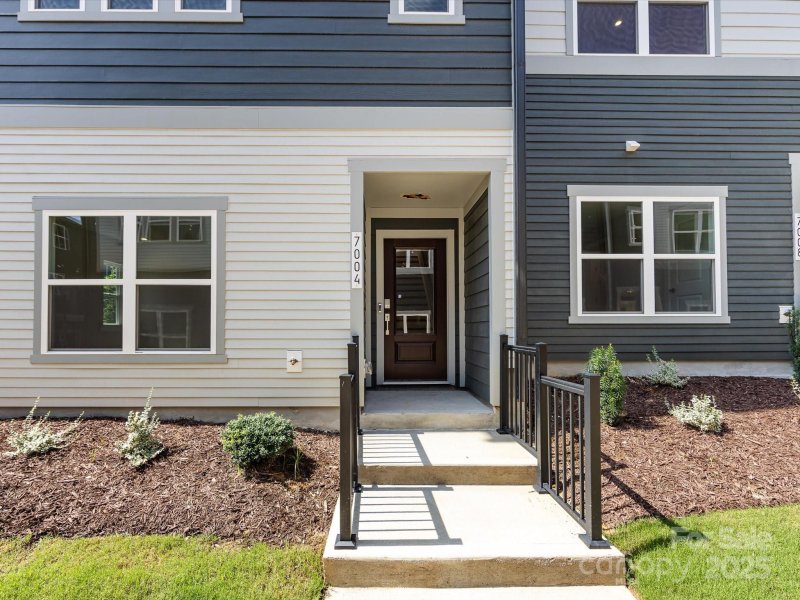 Property image 3 at 7004 Impulse Court, Charlotte, NC 28205