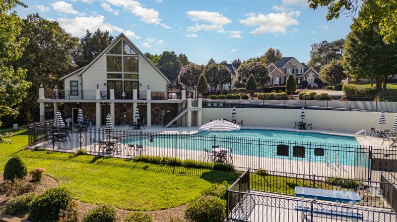 Property image 2 of 2656 Norman Isle Drive in Mariners Pointe at Smithstone, Denver, NC 28037