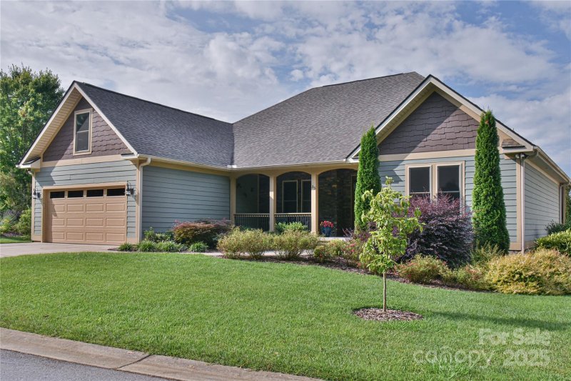 Property image 2 of 35 Dreambird Drive in The Views at Rose Hill, Leicester, NC 28748