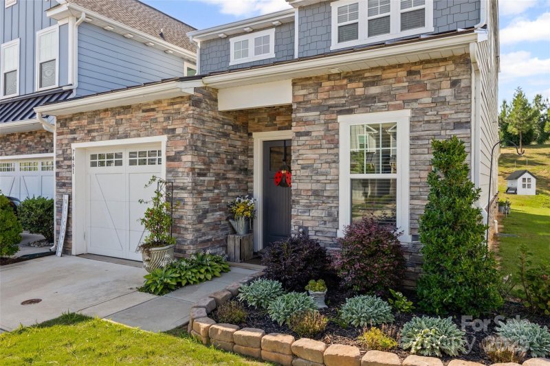 Property image 2 at 7461 Hartsfield Drive, Lancaster, SC 29720