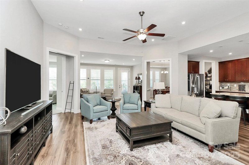 Property image 3 at 7311 Surprise Court, Charlotte, NC 28215