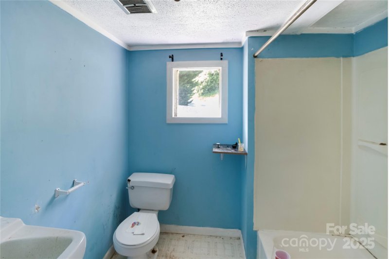 Property image 4 of 401 Ray Street in Waynesville Heights, Waynesville, NC 28786