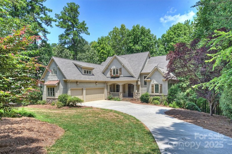 139 E Callicutt Trail