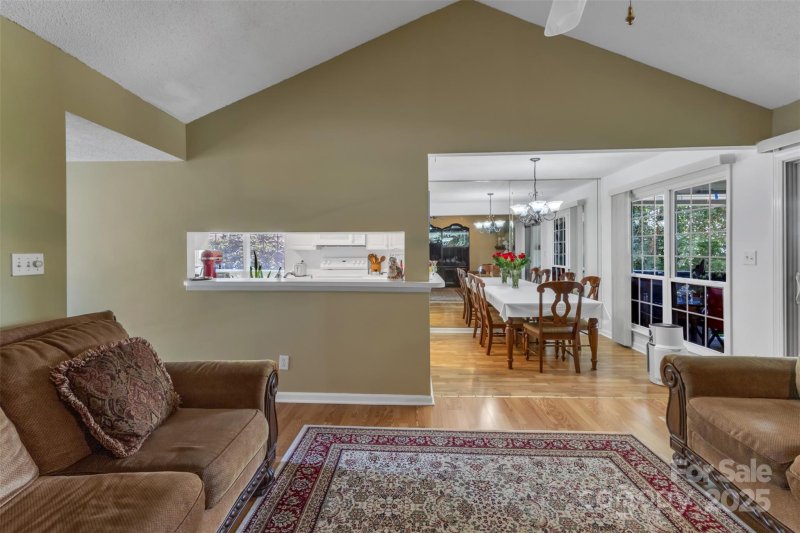 Property image 5 of 5839 Harris Grove Lane in Harris Lake, Charlotte, NC 28212