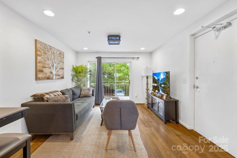 Property image 4 at 3721 Picasso Court, Charlotte, NC 28205