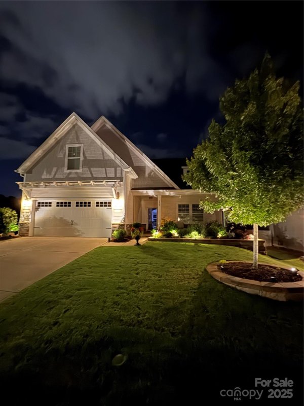 Property image 2 of 179 Canada Drive in Larkin, Statesville, NC 28677