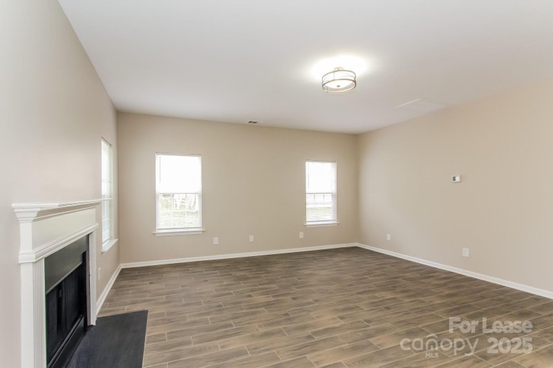 Property image 5 at 3810 Pauline Lane, Charlotte, NC 28216