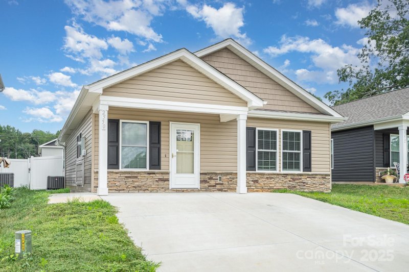 Property image 2 at 2550 Snow Creek Road, Hickory, NC 28601