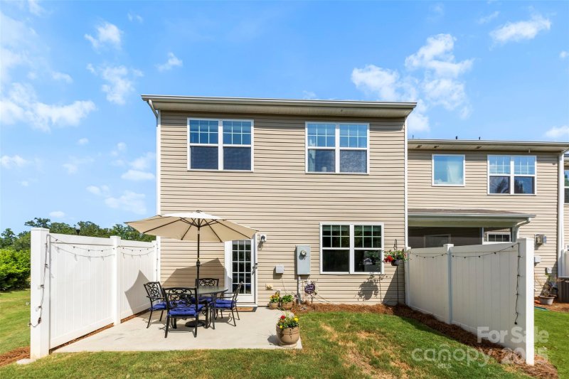 Property image 2 at 2792 Sawbridge Lane, Gastonia, NC 28056