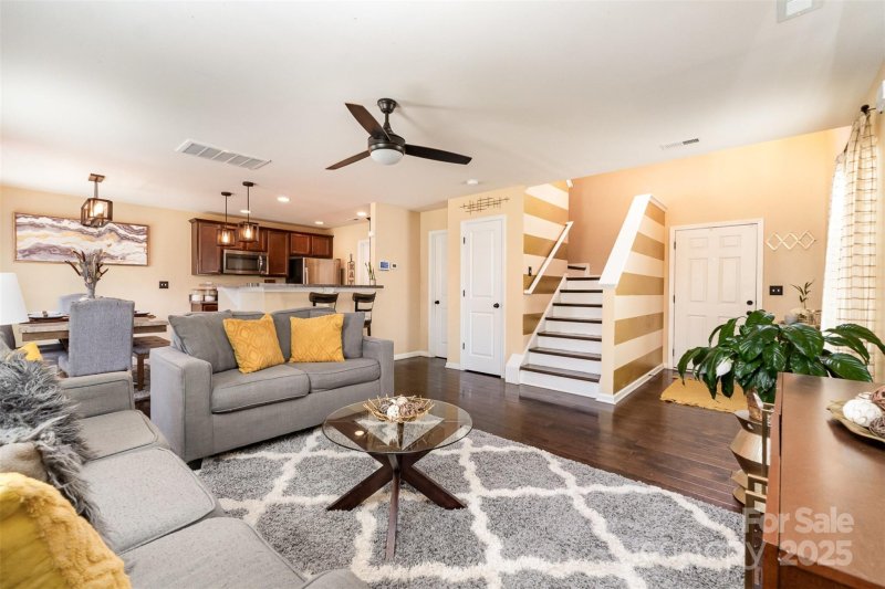 Property image 4 at 906 Rook Road, Charlotte, NC 28216