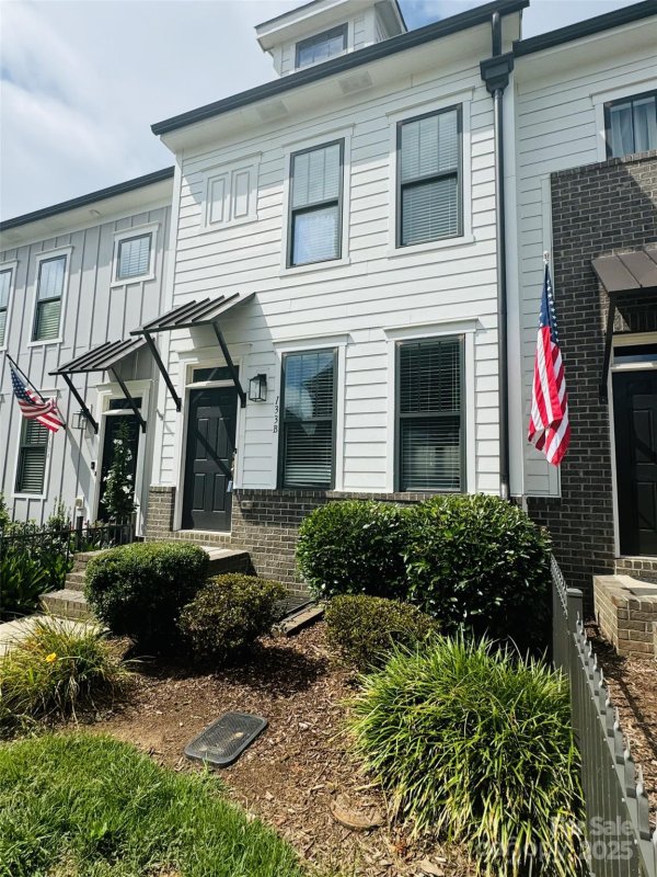 Property image 3 at 133 Capital Avenue, Mooresville, NC 28117