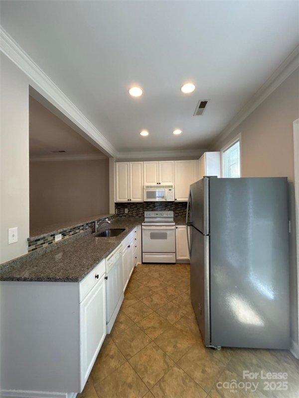 Property image 4 at 11033 Dundarrach Lane, Charlotte, NC 28277