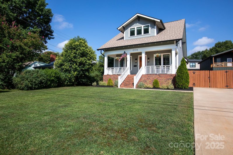 Property image 2 at 1006 Tennyson Drive, Charlotte, NC 28208