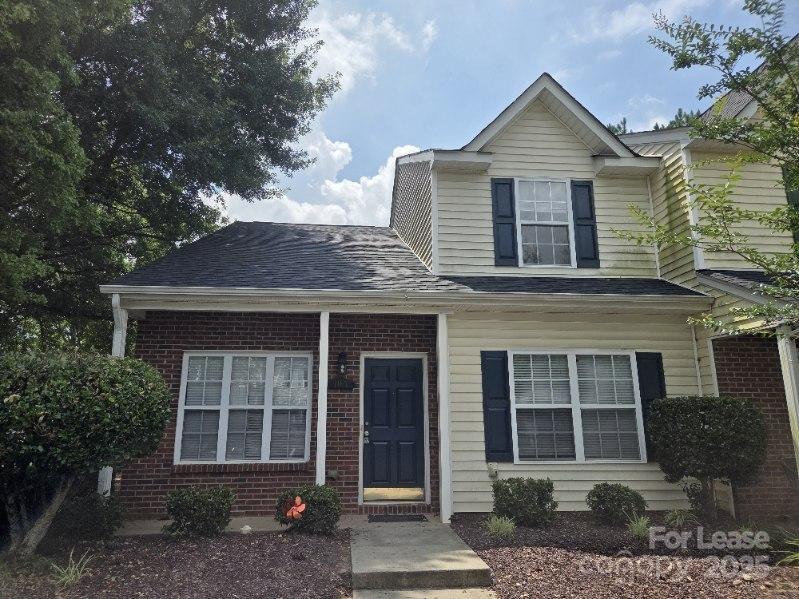 Property image 2 at 105 Lynch Circle, Mooresville, NC 28117