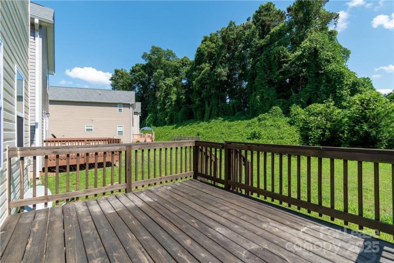 Property image 3 at 108 Lookout Point Place, Mooresville, NC 28115