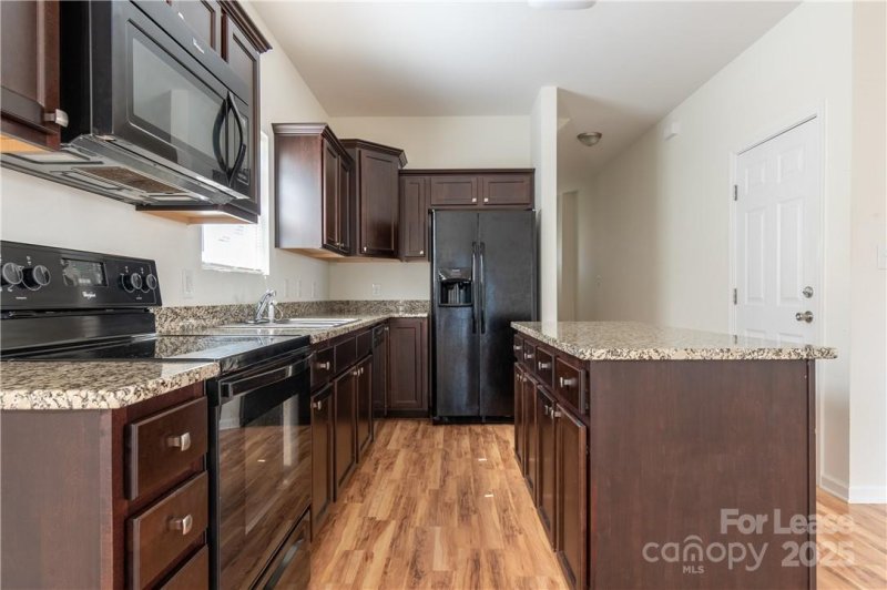 Property image 5 at 108 Lookout Point Place, Mooresville, NC 28115