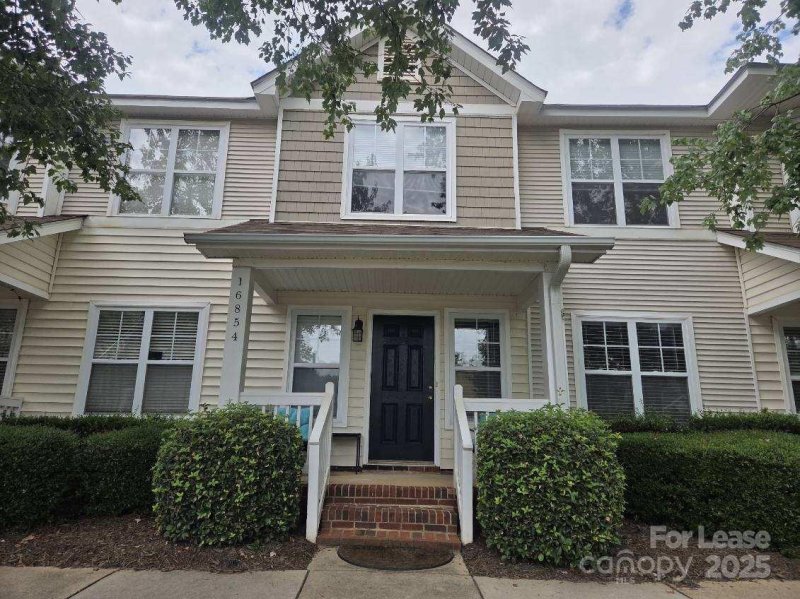 16854 Bridgeton Drive