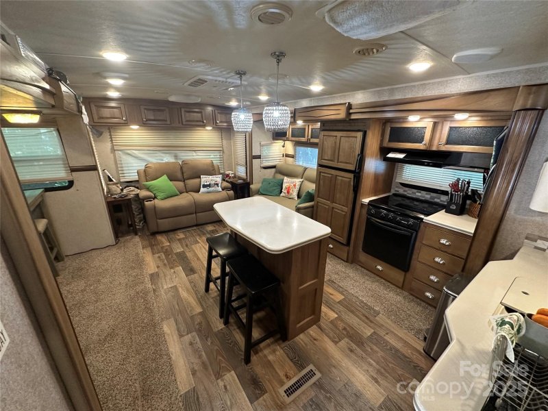 Property image 4 of 117 Pier Avenue in Badin Shores Resort, New London, NC 28127