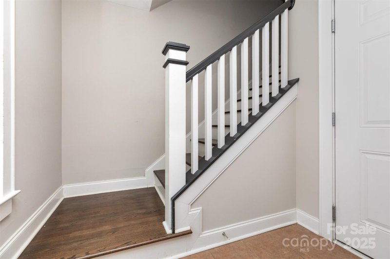 Property image 4 at 2236 Lyndhurst Avenue, Charlotte, NC 28203