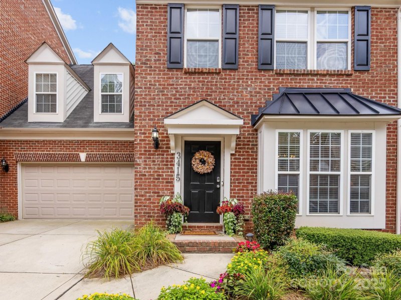 Property image 2 at 3415 Park South Station Boulevard, Charlotte, NC 28210