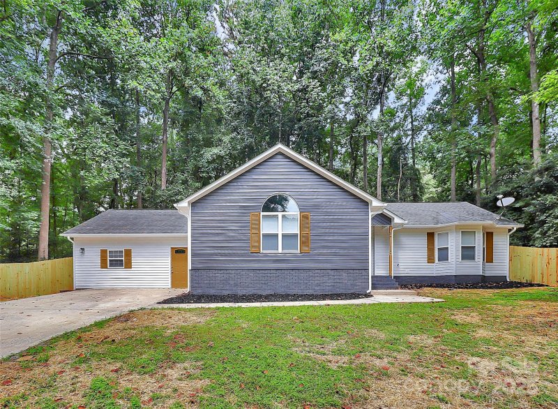 1540 Nichole Lane
