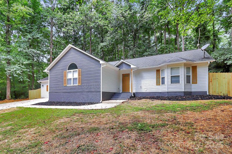 Property image 2 at 1540 Nichole Lane, Fort Mill, SC 29708